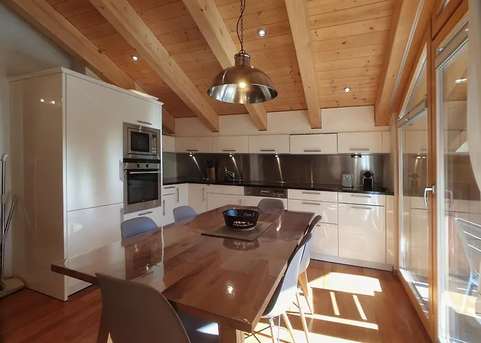 Aramis Penthouse 아파트